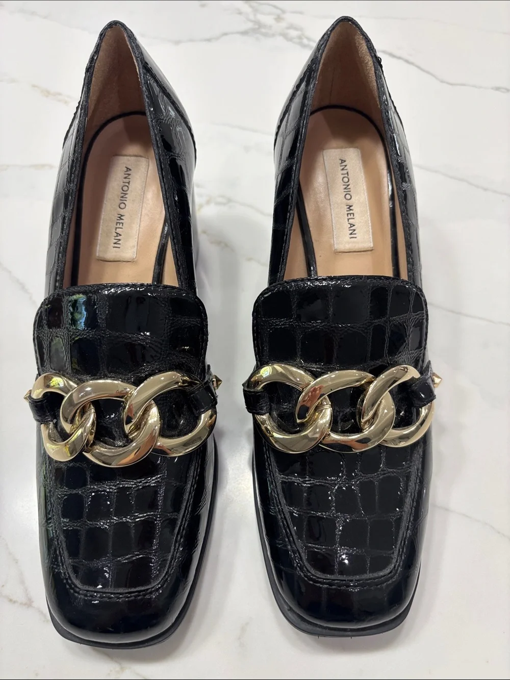 ANTONIO MELANI sleek patent